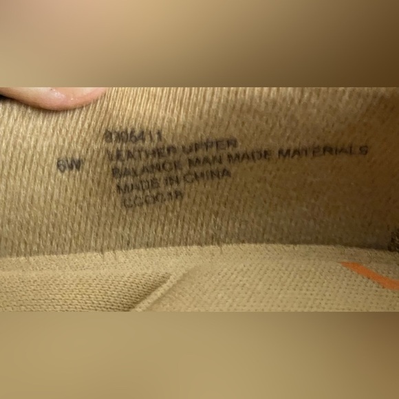 EUC Comfortiva Amora Black Patent Leather Heels Pumps Shiny Glossy Size 6W - Picture 6 of 9